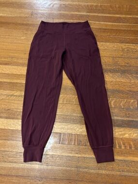 Lululemon Align Jogger 28"
Red Merlot